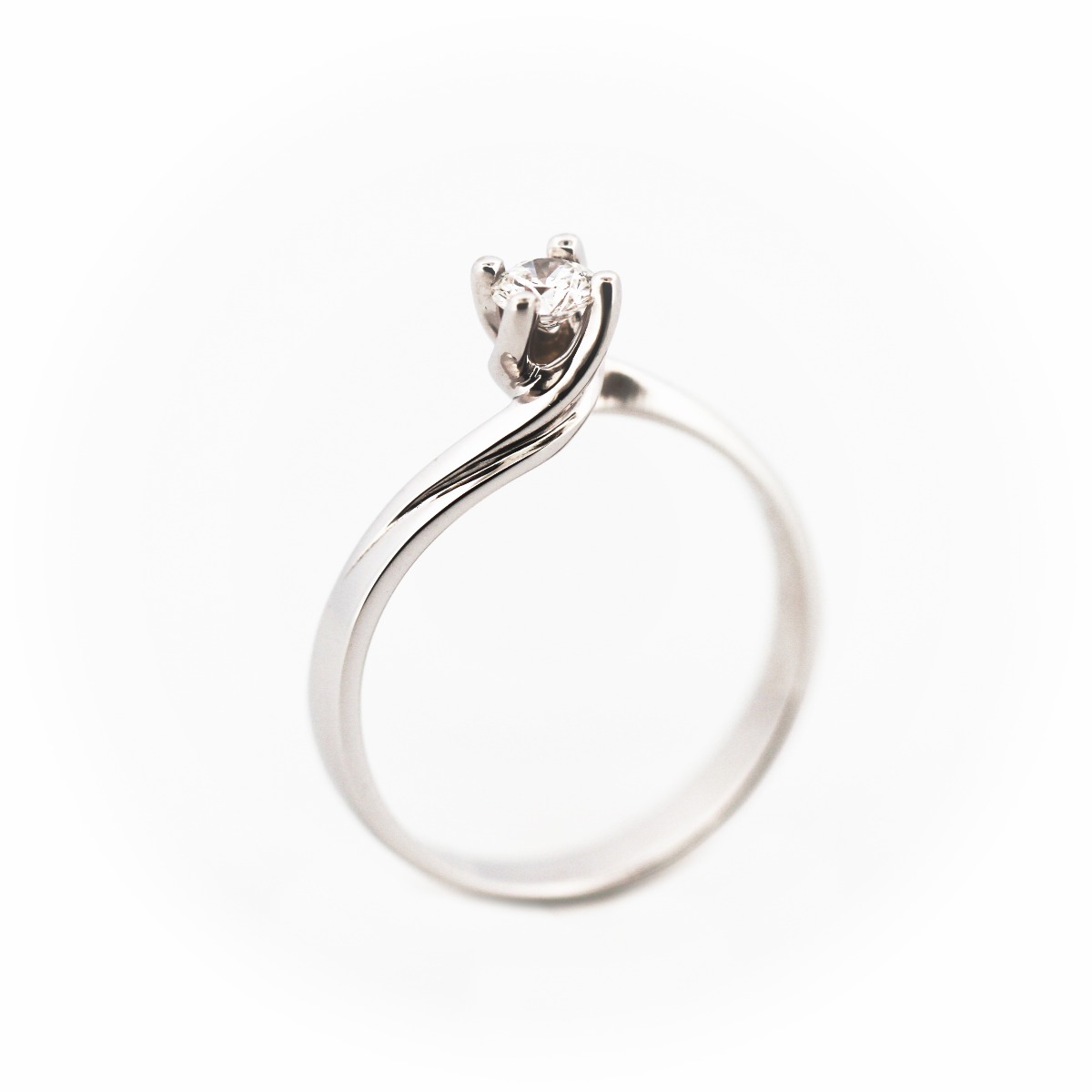 Anello solitario oro e diamanti Scordato Gioielli ANSGGIA1 certificato GIA America