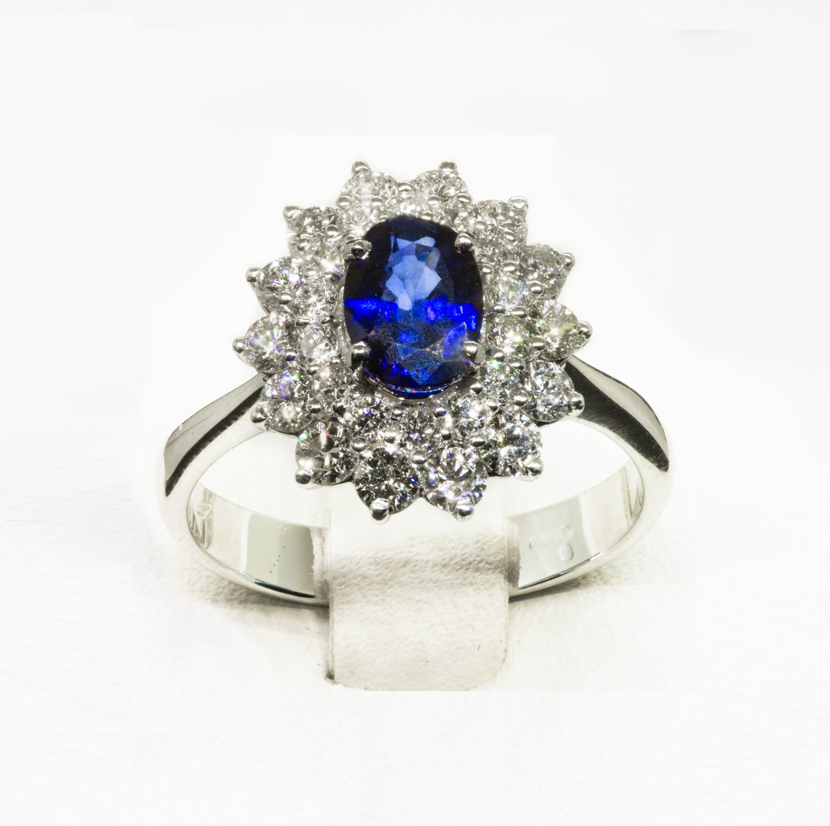 Anello Scordato Gioielli Gemme di Colore Zaffiro SGAZ01